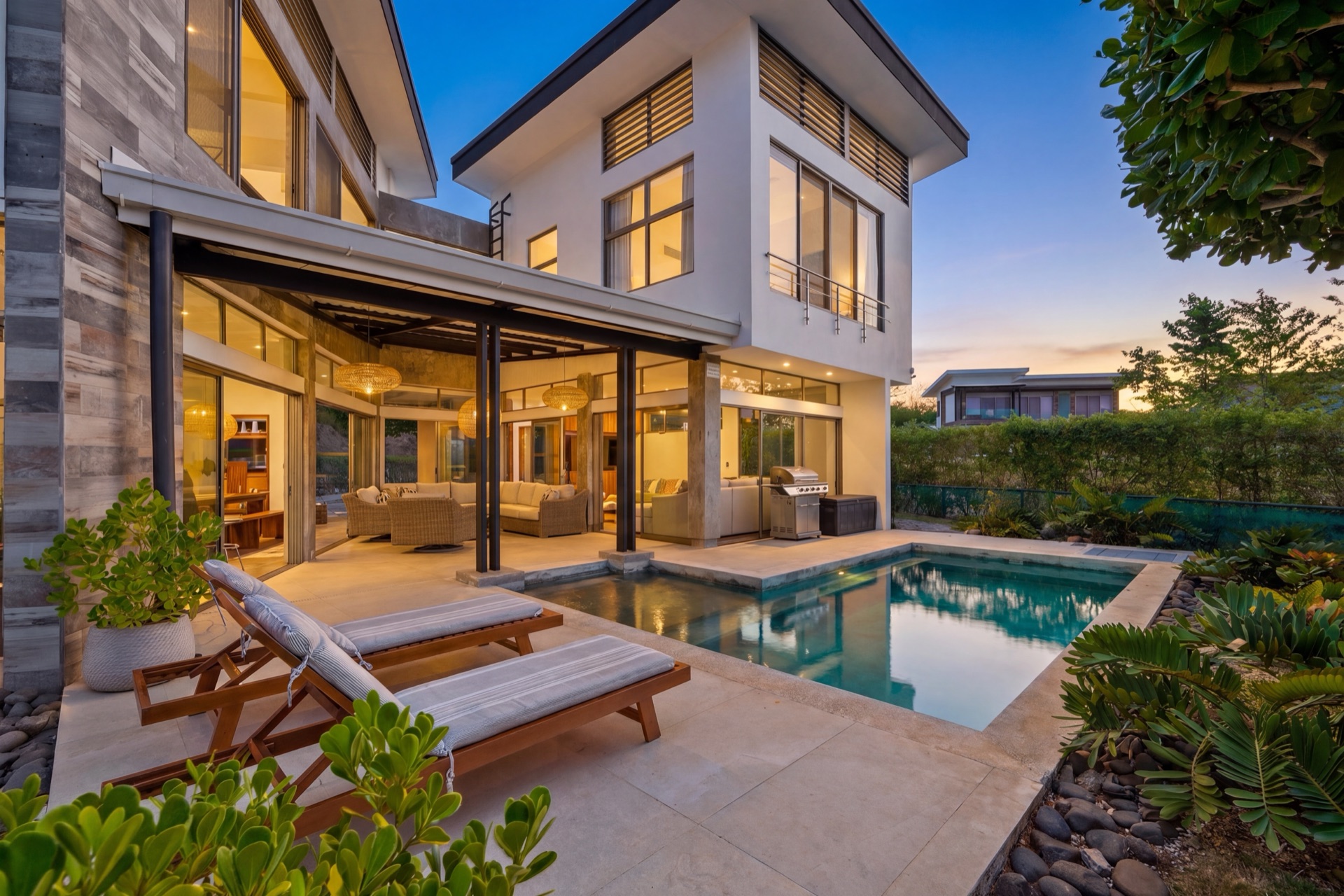 Casa Hijau: Modern Ocean-View Surf Home